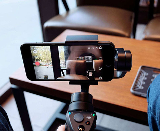 从光线到运镜：一款短视频拍摄设备如何